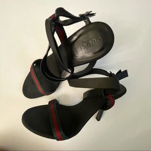 Vintage Gucci Red Green Stripe Sandal Heels